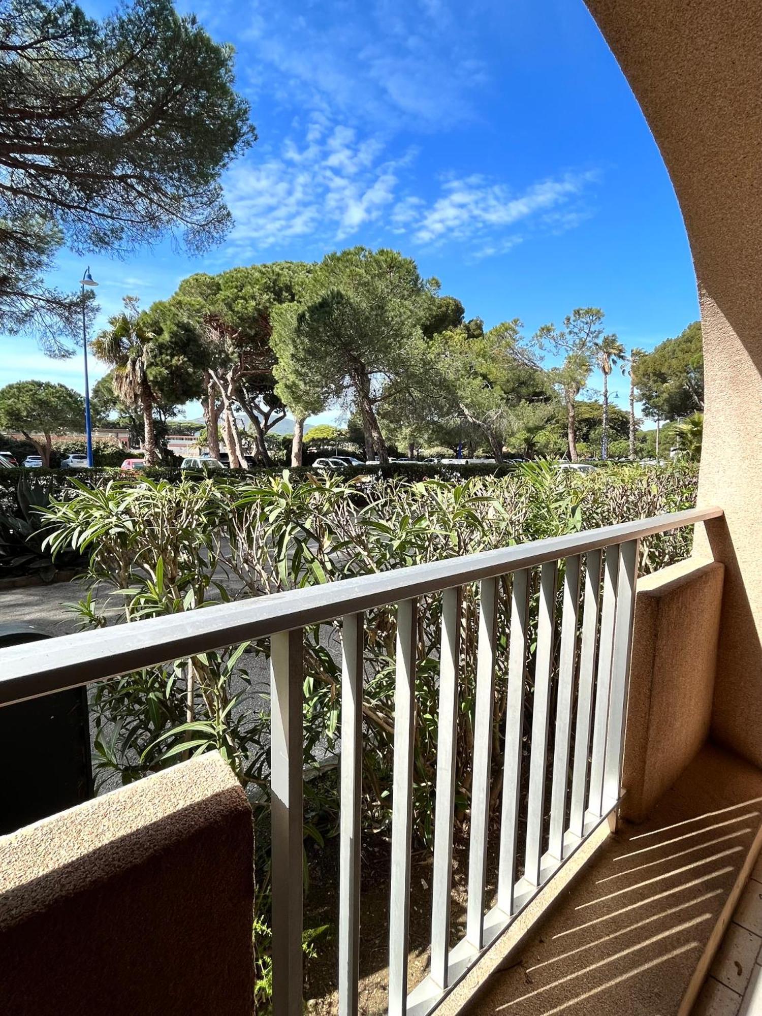 Apartament Port De Hyeres L'Etoile Marine Zewnętrze zdjęcie